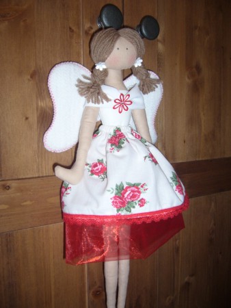 Júlia - 40 cm - 14 eur
